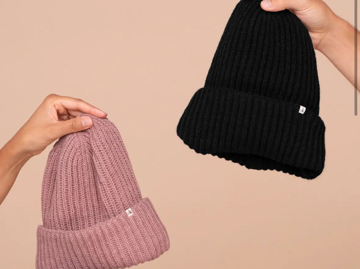 Kitsch Glazey™ Satin-Lined Beanie – BLACK